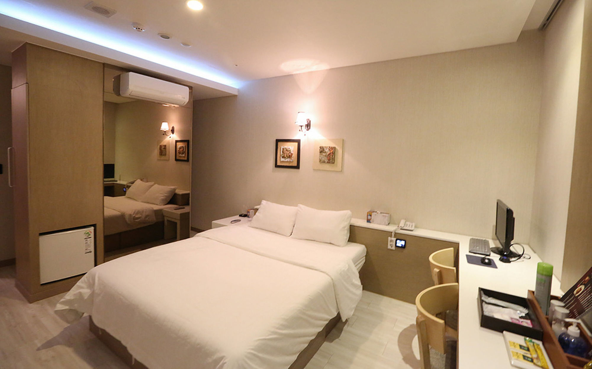 Bucheon Hotel Экстерьер фото